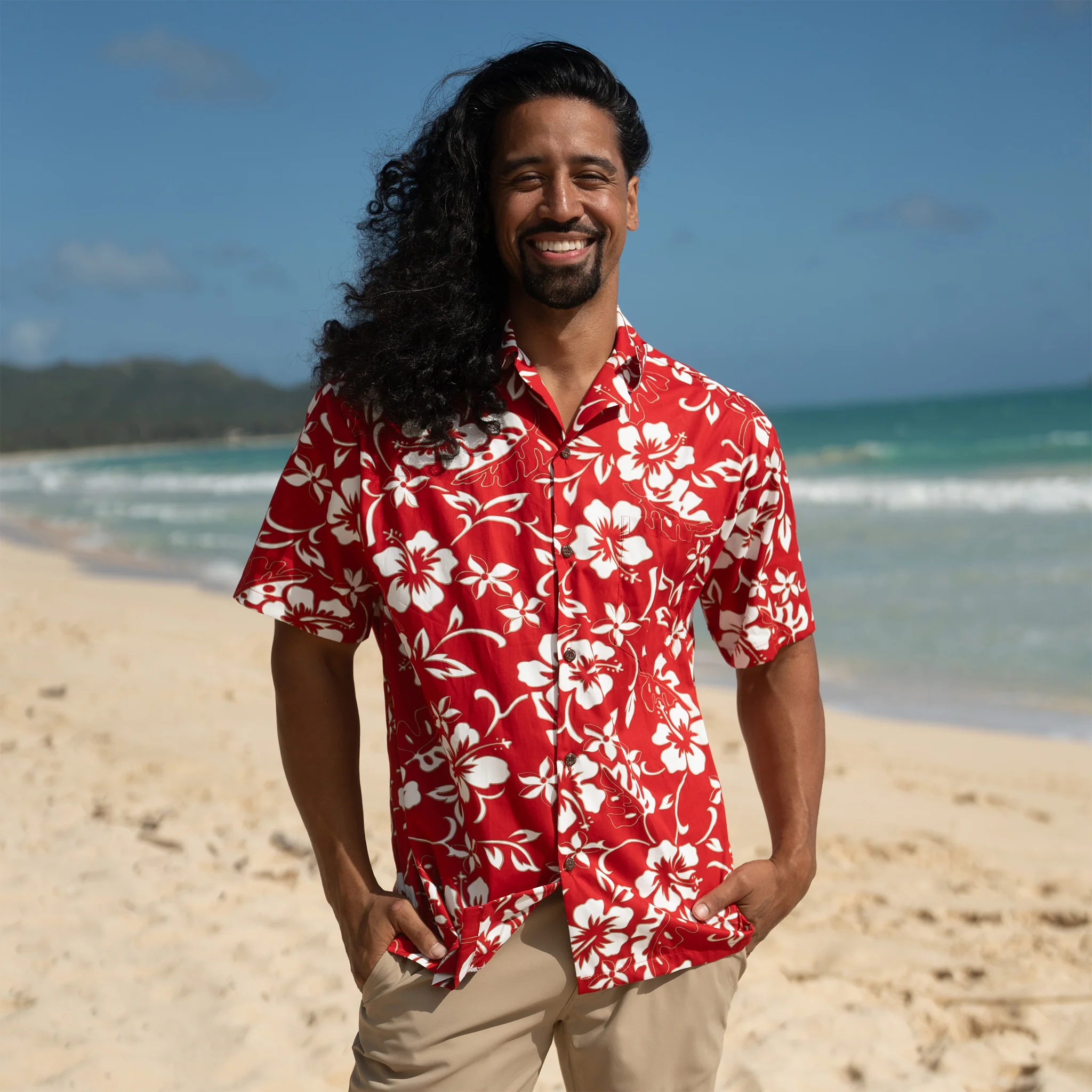 Classic Hibiscus Aloha Shirt - Image 7