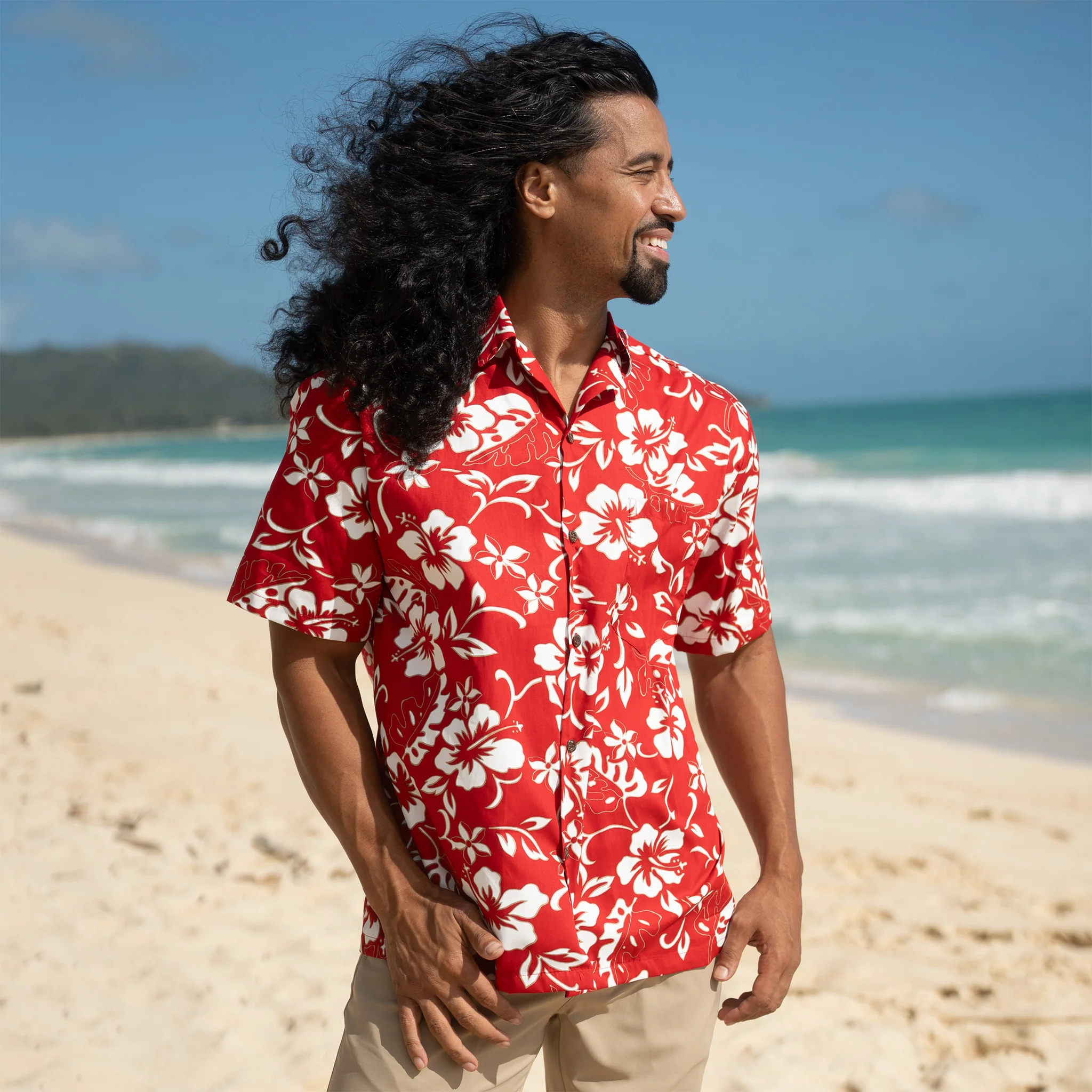 Classic Hibiscus Aloha Shirt - Image 8
