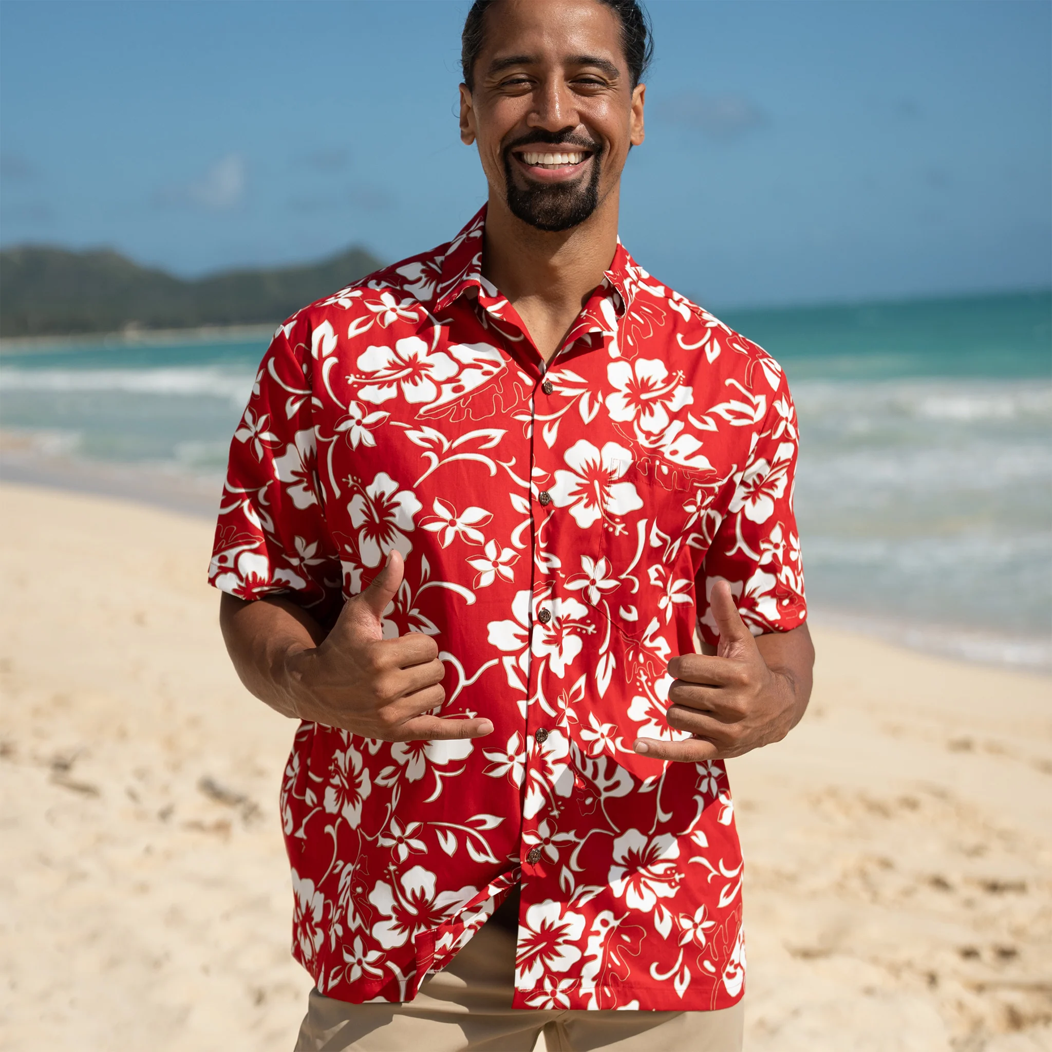 Classic Hibiscus Aloha Shirt - Image 9