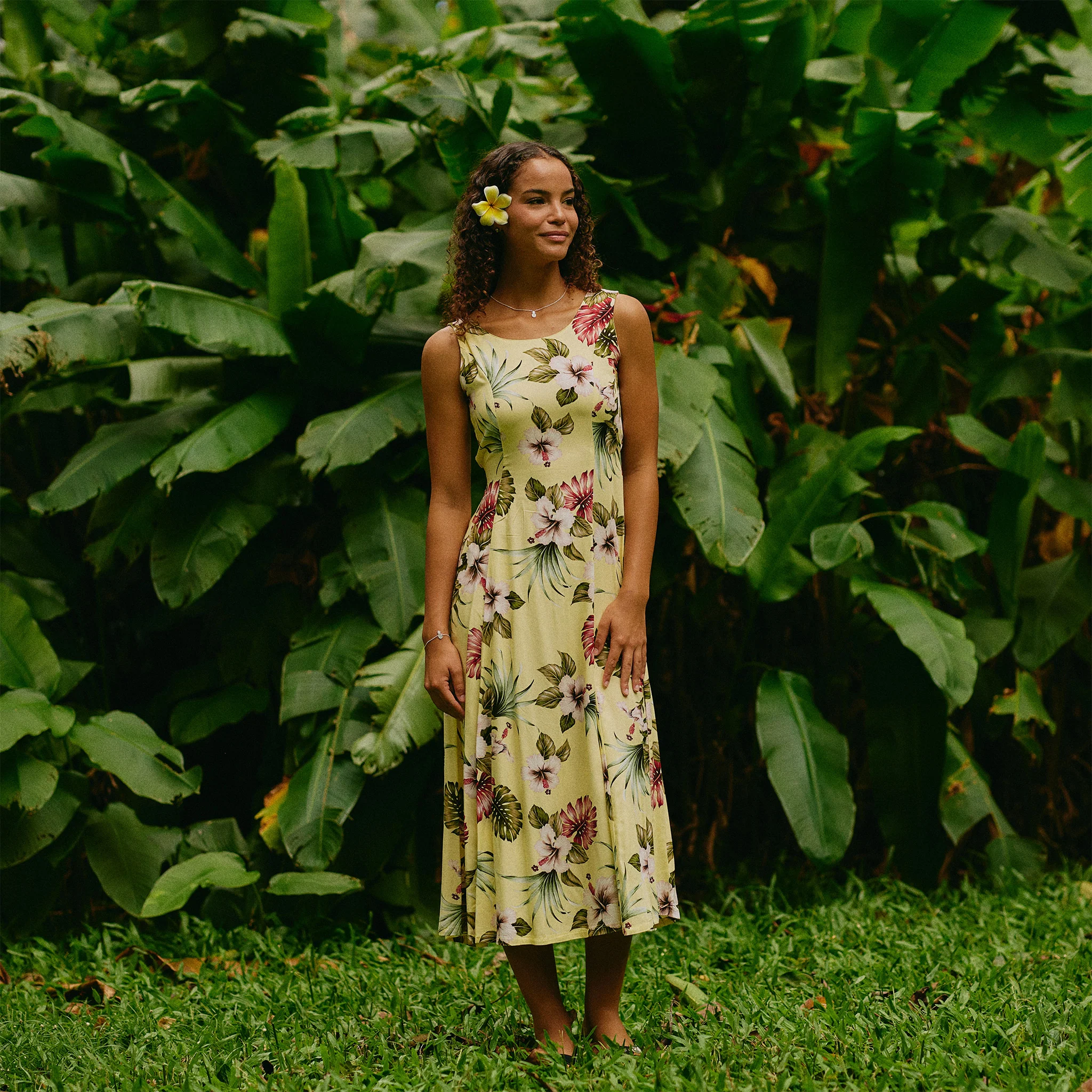 Hawaiian Floral Sylvia Dress - Image 10