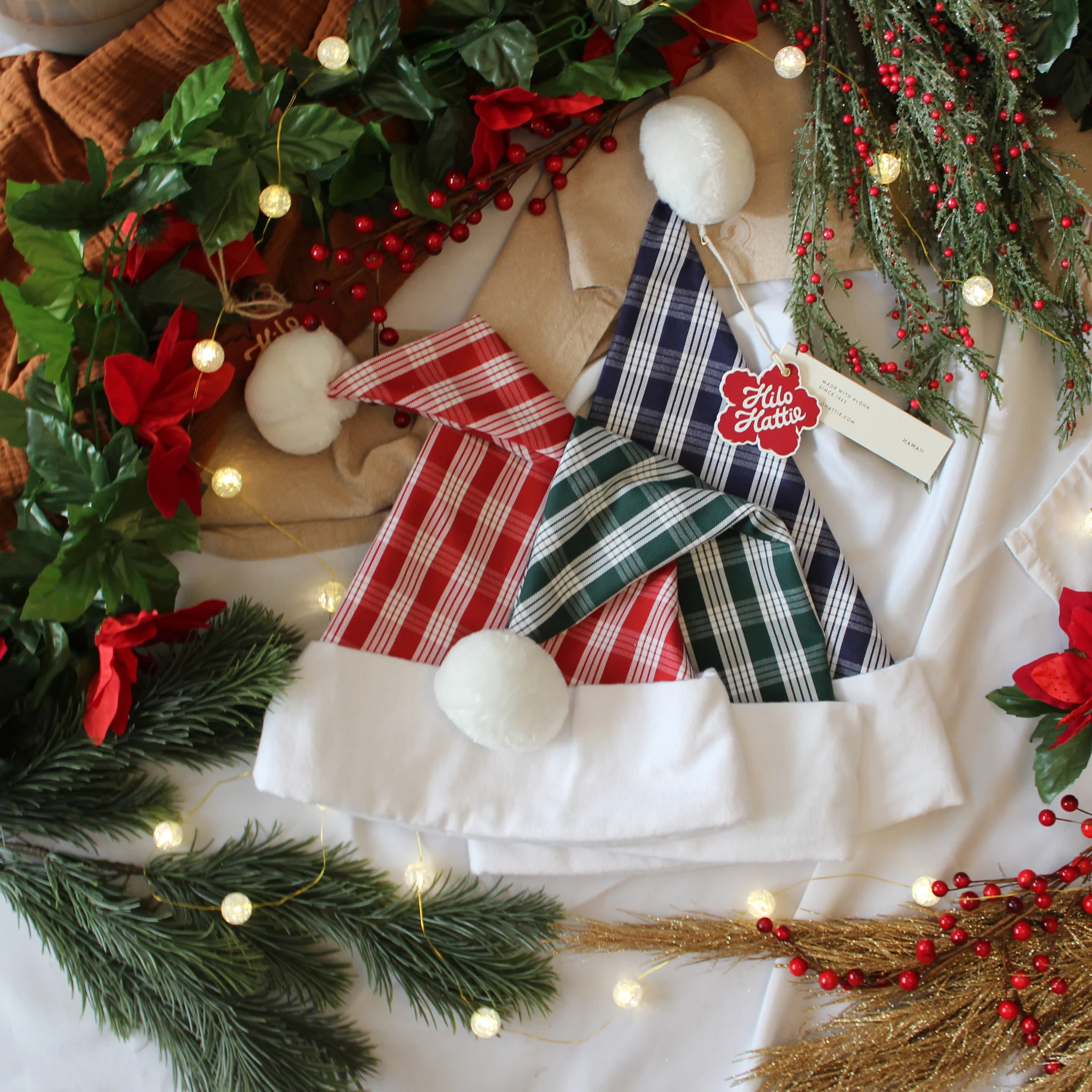 Hilo Hattie Santa Hat - Image 12