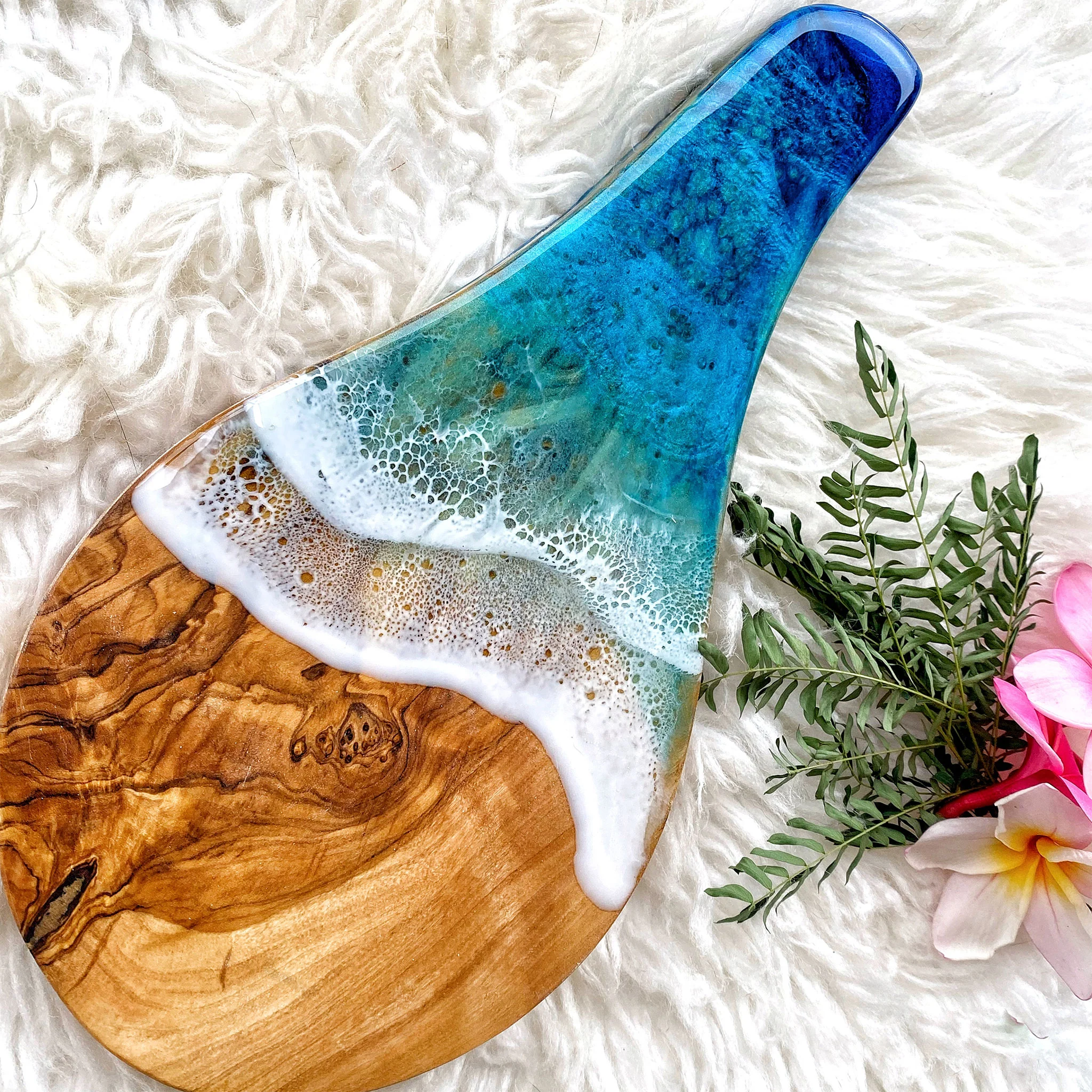 Olive Wood Ocean Spoon Rest - Image 3