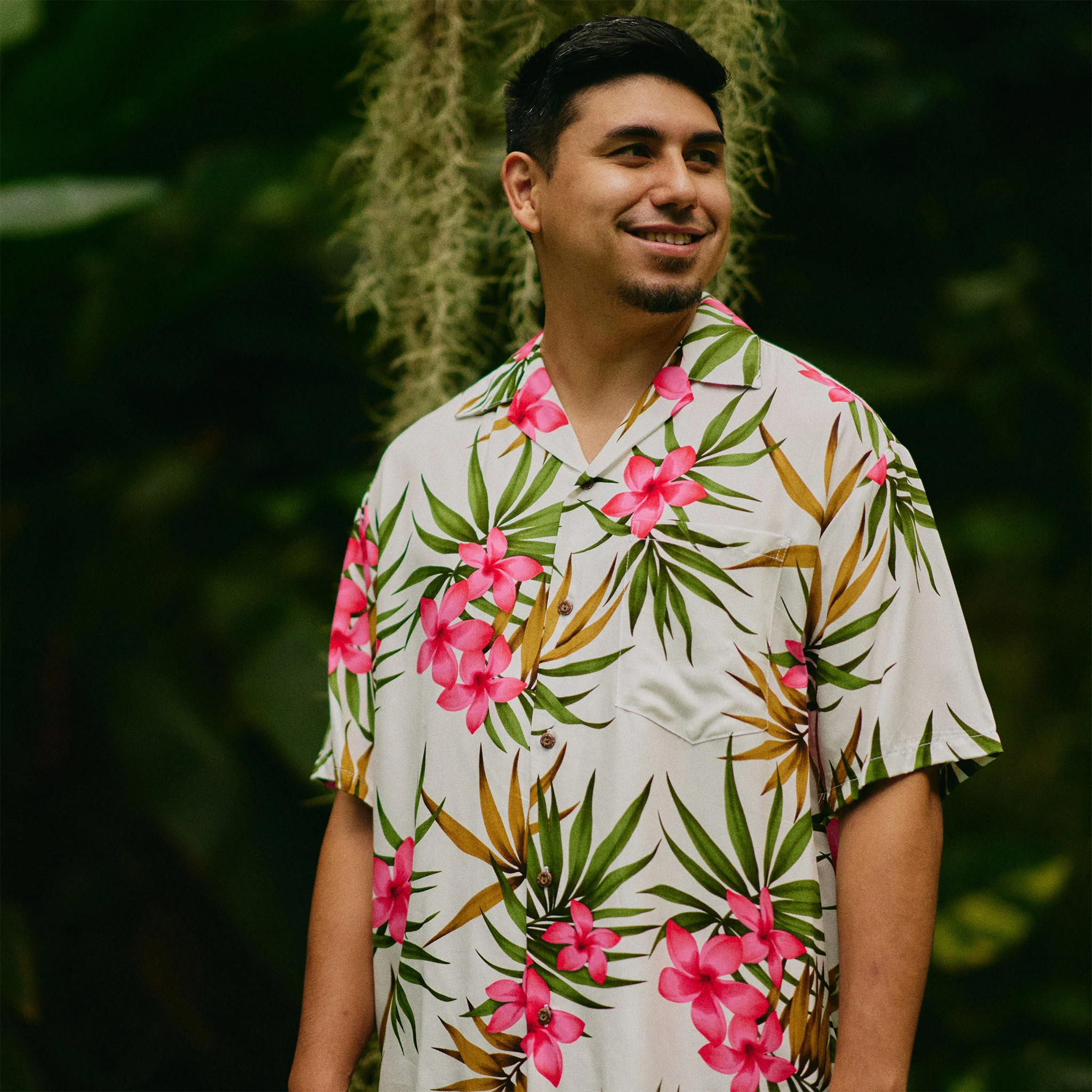 Plumeria Cluster Aloha Shirt - Image 6
