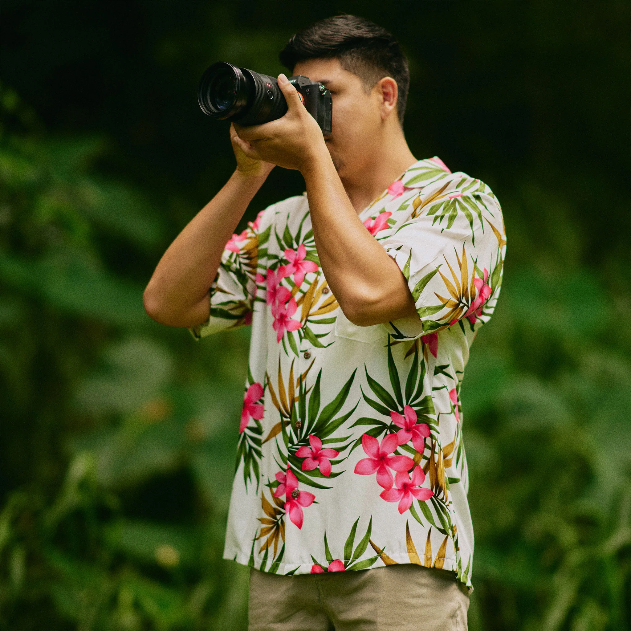 Plumeria Cluster Aloha Shirt - Image 7