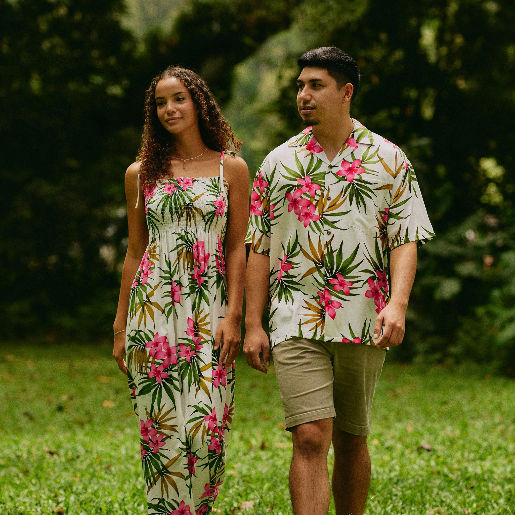 Plumeria Cluster Aloha Shirt - Image 9