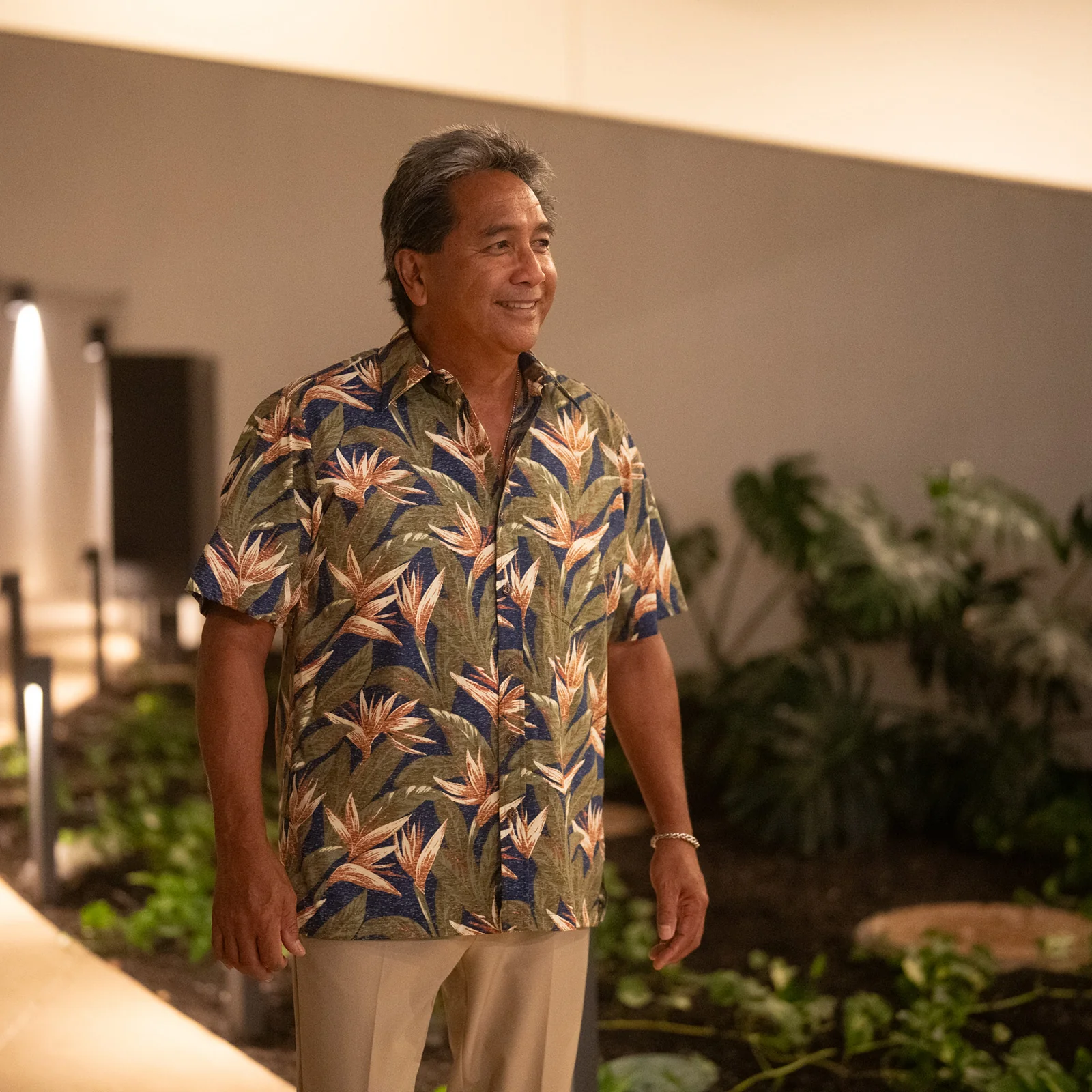 Pukalani Bird of Paradise Aloha Shirt - Image 3